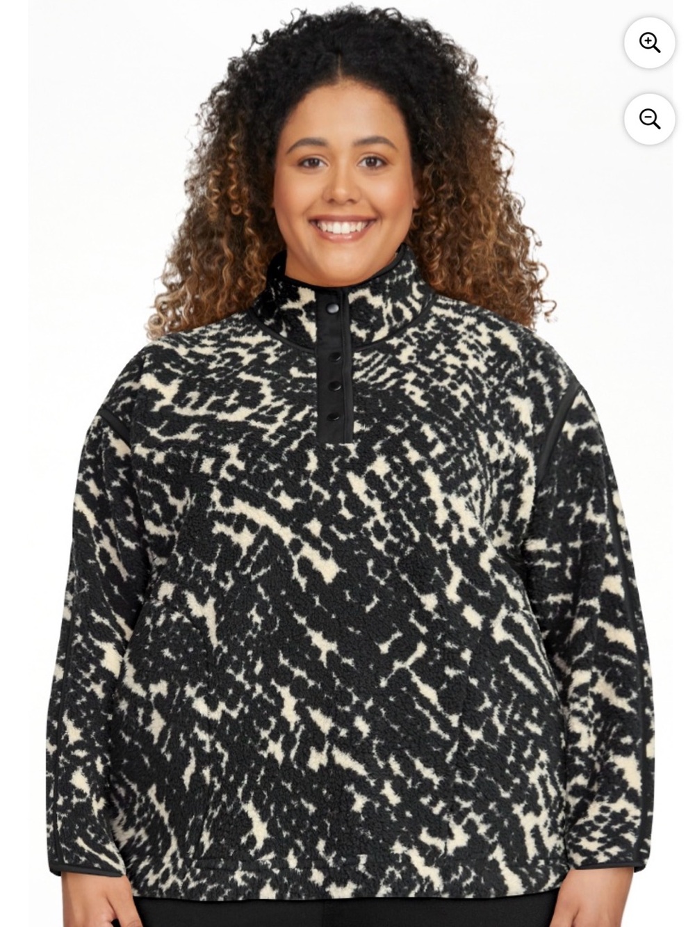 Terra & Sky Women's Plus Size Faux Shearling Quarter Snap Pullover